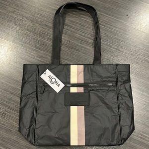 Aloha Collection Go-To Tote - Le Voyageur